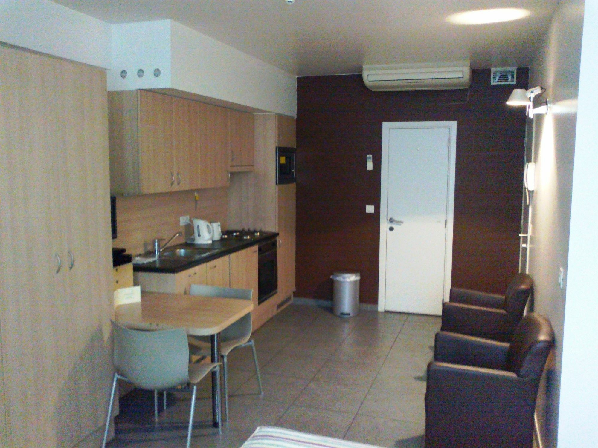 Apartments Downtown Residence Bryssel Exteriör bild